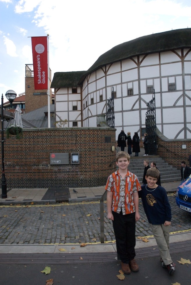 globe-theater-london